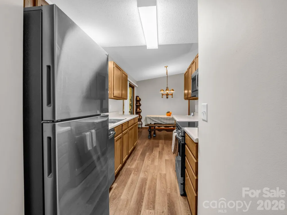 182 Resada Drive Brevard, NC 28712