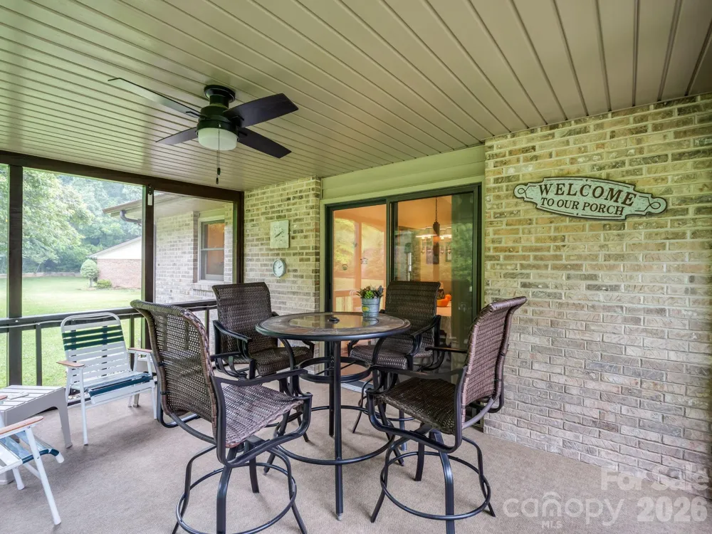 182 Resada Drive Brevard, NC 28712