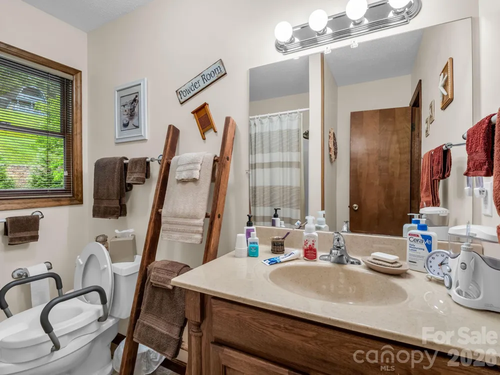 182 Resada Drive Brevard, NC 28712