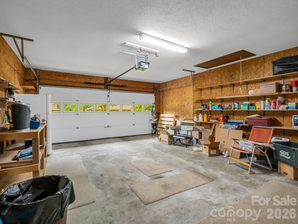 182 Resada Drive Brevard, NC 28712