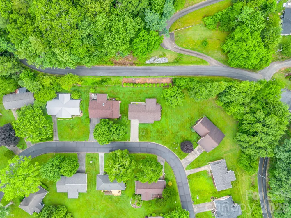 182 Resada Drive Brevard, NC 28712