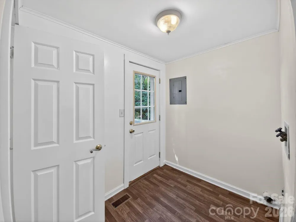 80 Ridge Street Marion, NC 28752