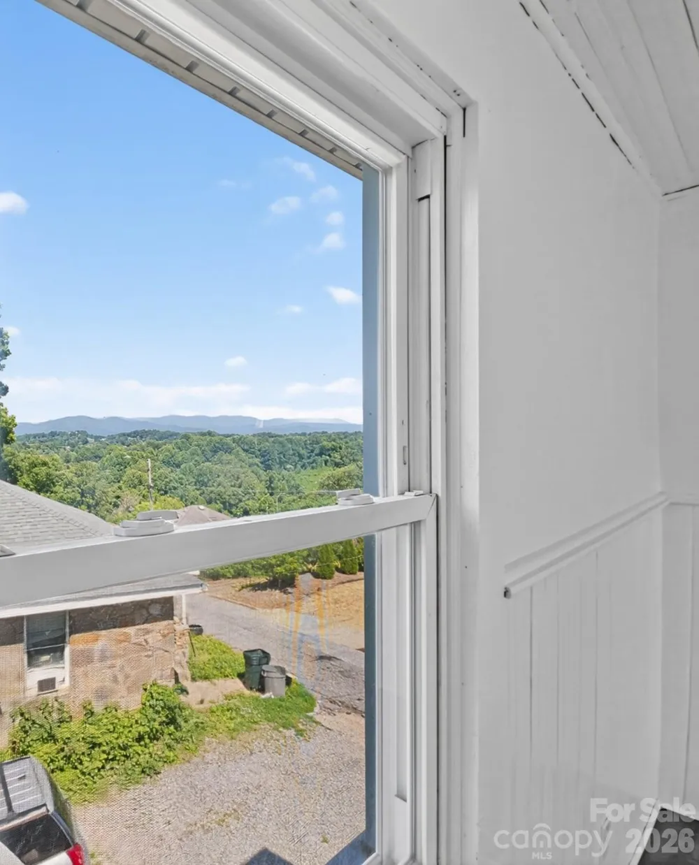 80 Ridge Street Marion, NC 28752