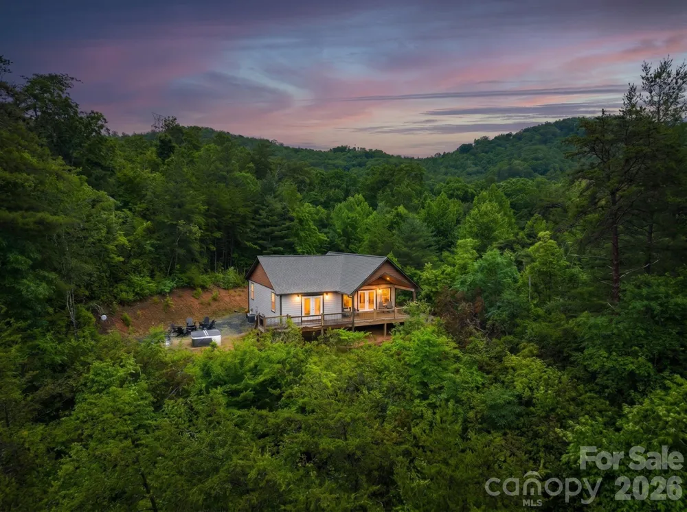 79 Trillium Way Bryson City, NC 28713