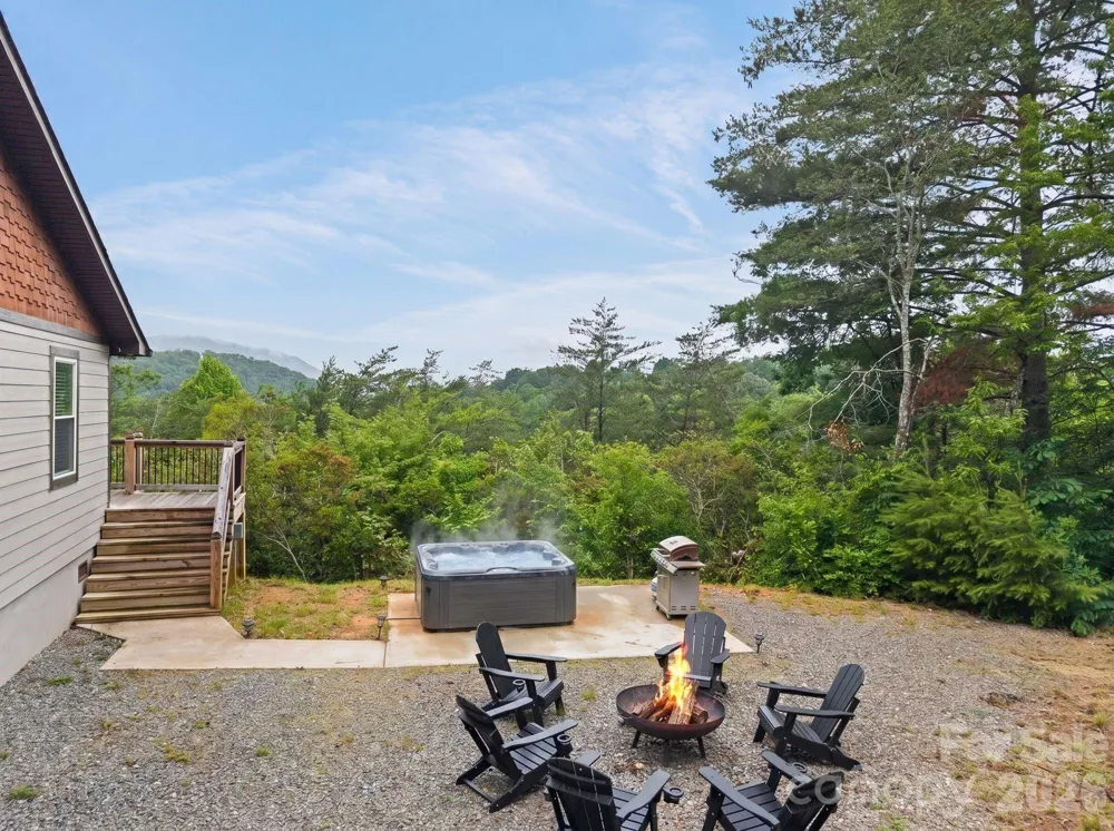 79 Trillium Way Bryson City, NC 28713