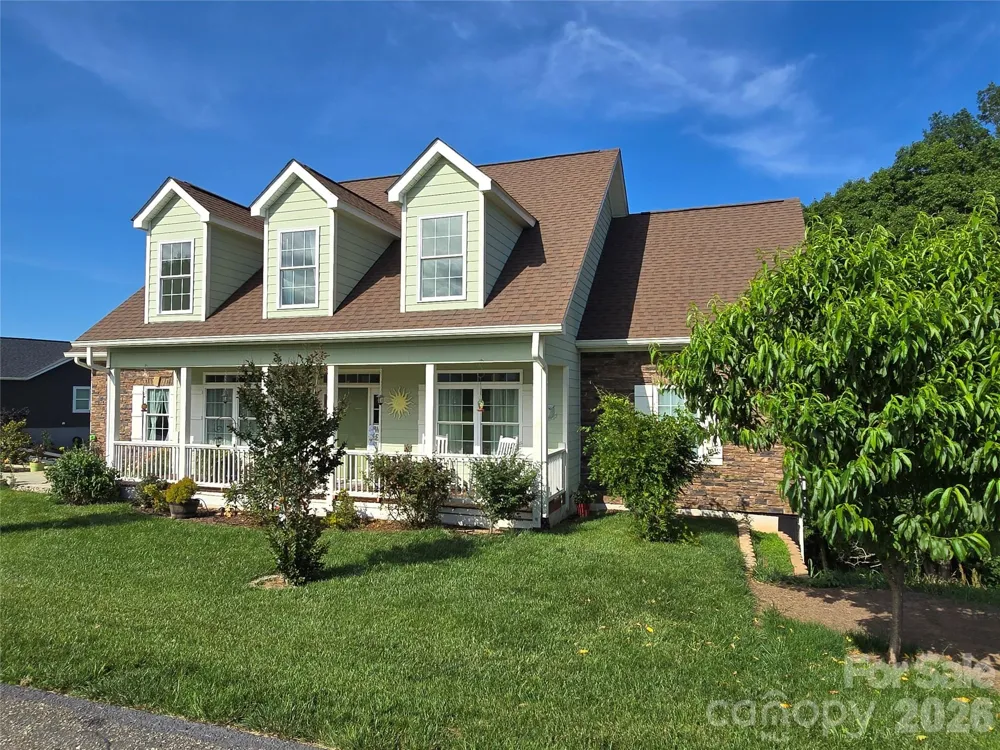 37 Justice Drive Leicester, NC 28748