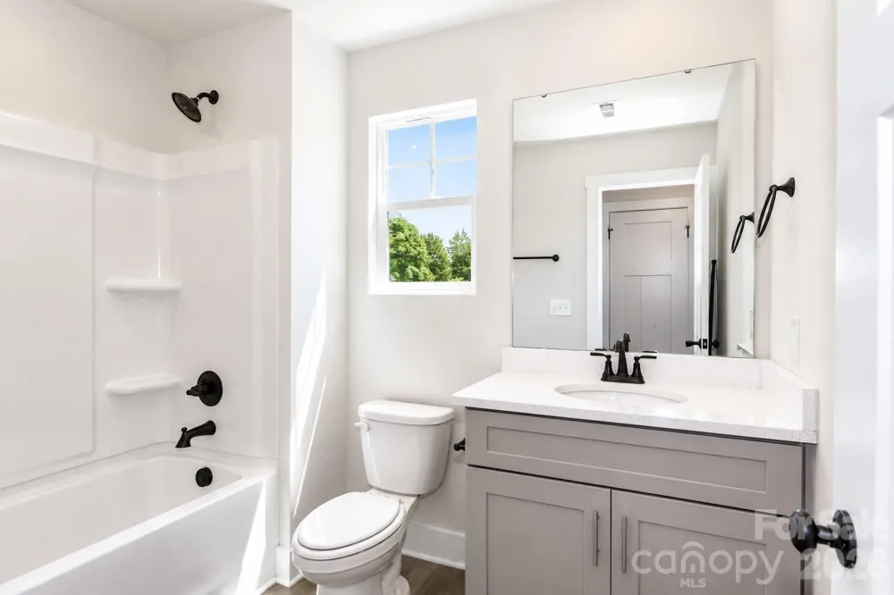 103 SIXTH AVENUE SE Hildebran, NC 28602