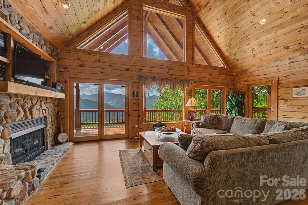 22 Kako Ridge Sylva, NC 28779