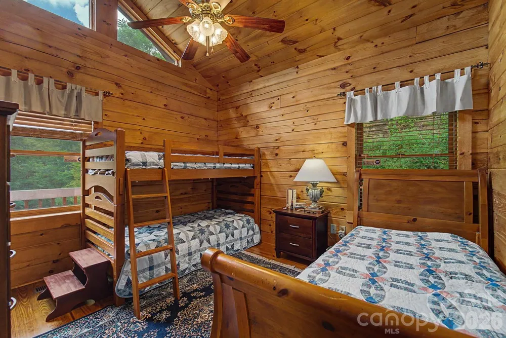 22 Kako Ridge Sylva, NC 28779