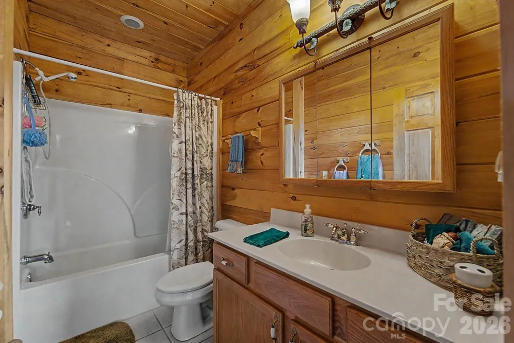 22 Kako Ridge Sylva, NC 28779