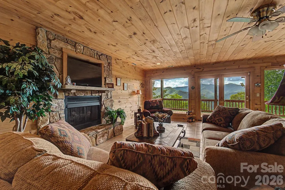 22 Kako Ridge Sylva, NC 28779