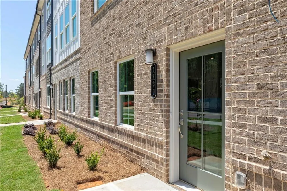 1009 Taylor Court Acworth, GA 30102