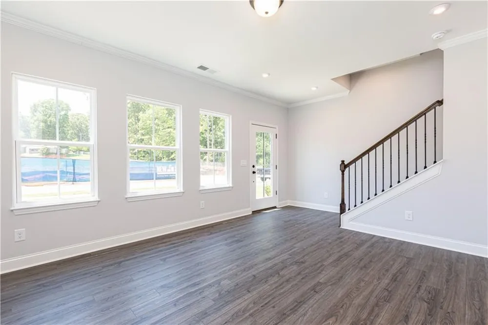 1009 Taylor Court Acworth, GA 30102