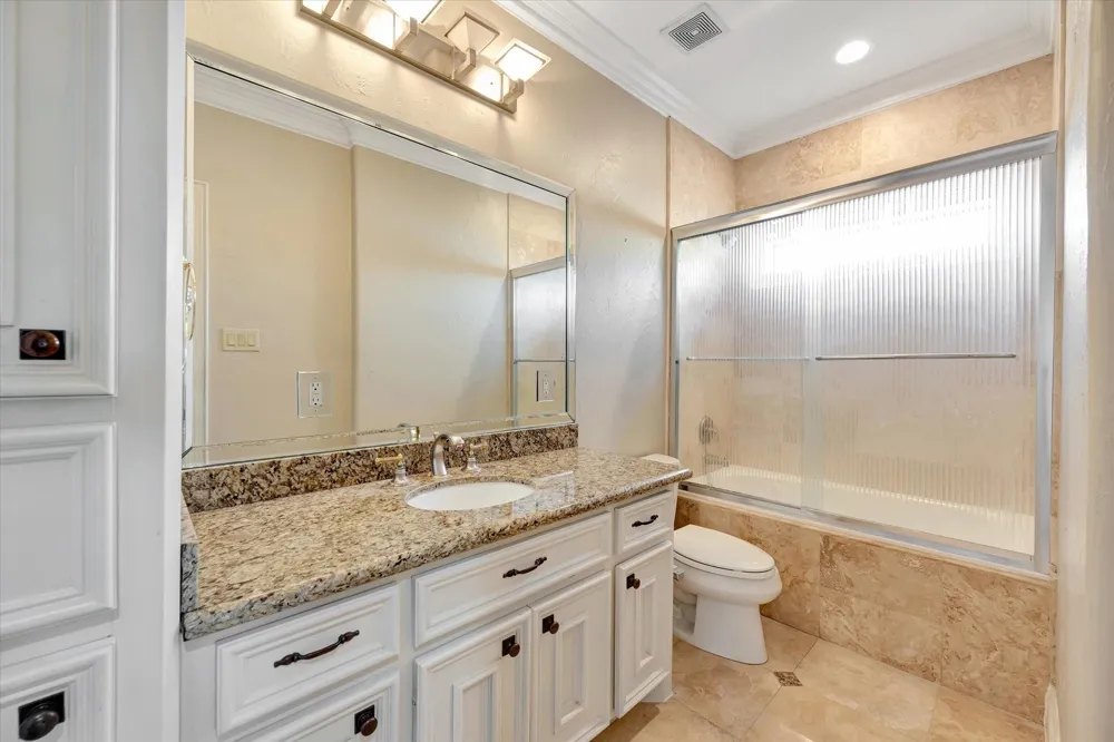 2240 Marina Way Kemah, TX 77565