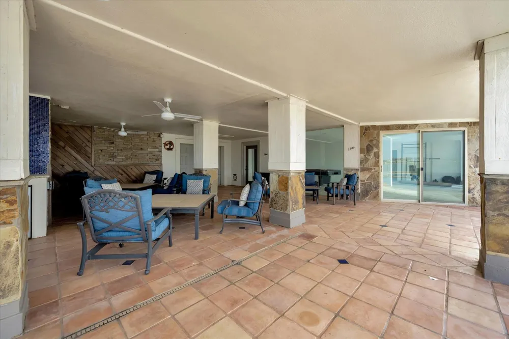 2240 Marina Way Kemah, TX 77565
