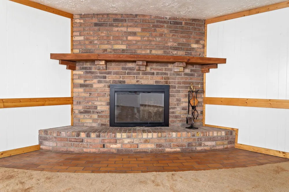 2830 Fm 1943 Rd W Warren, TX 77664