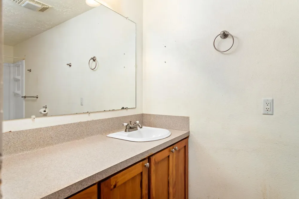 2830 Fm 1943 Rd W Warren, TX 77664