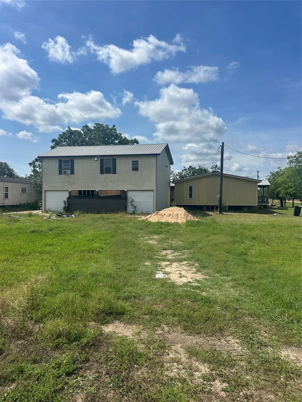 2307 Tuttle Street Rock Island, TX 77470