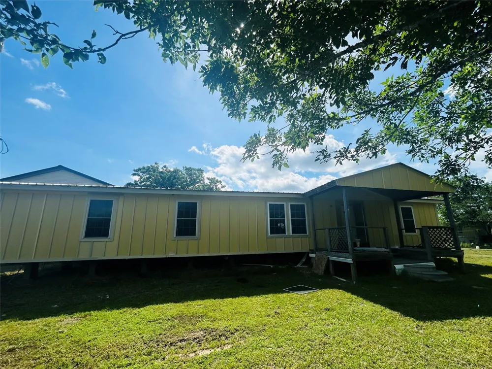 2307 Tuttle Street Rock Island, TX 77470