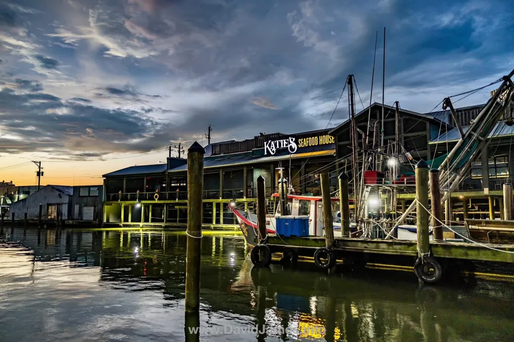 1310 Maui Drive Tiki Island, TX 77554