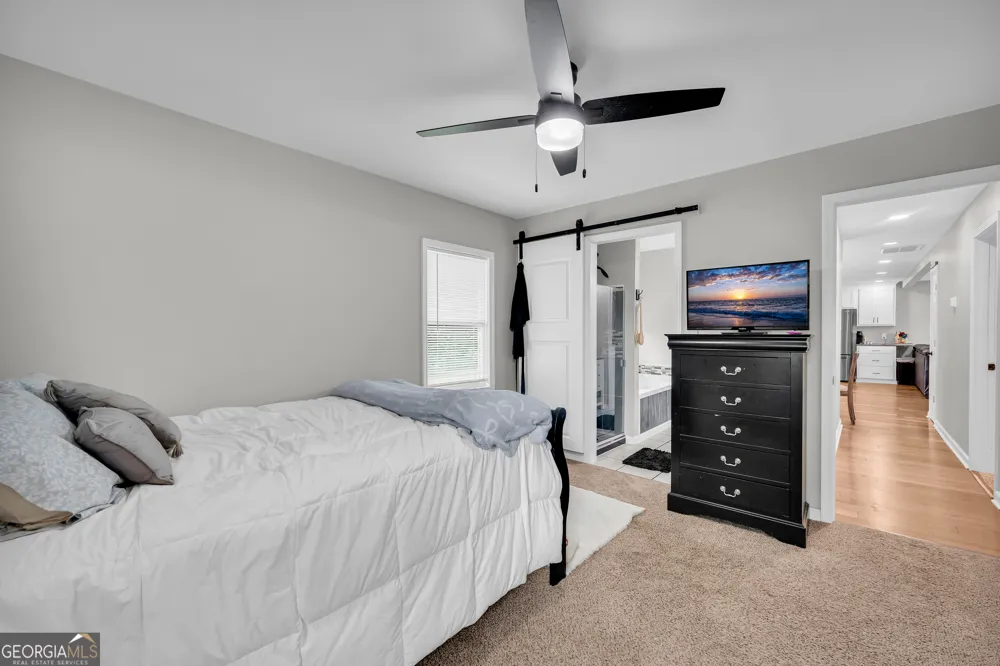 372 Scenic DR Toccoa, GA 30577