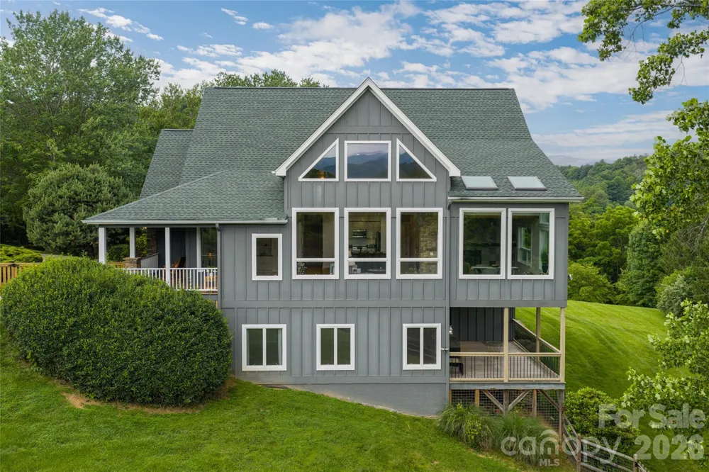 33 Bridle Path Drive Barnardsville, NC 28709