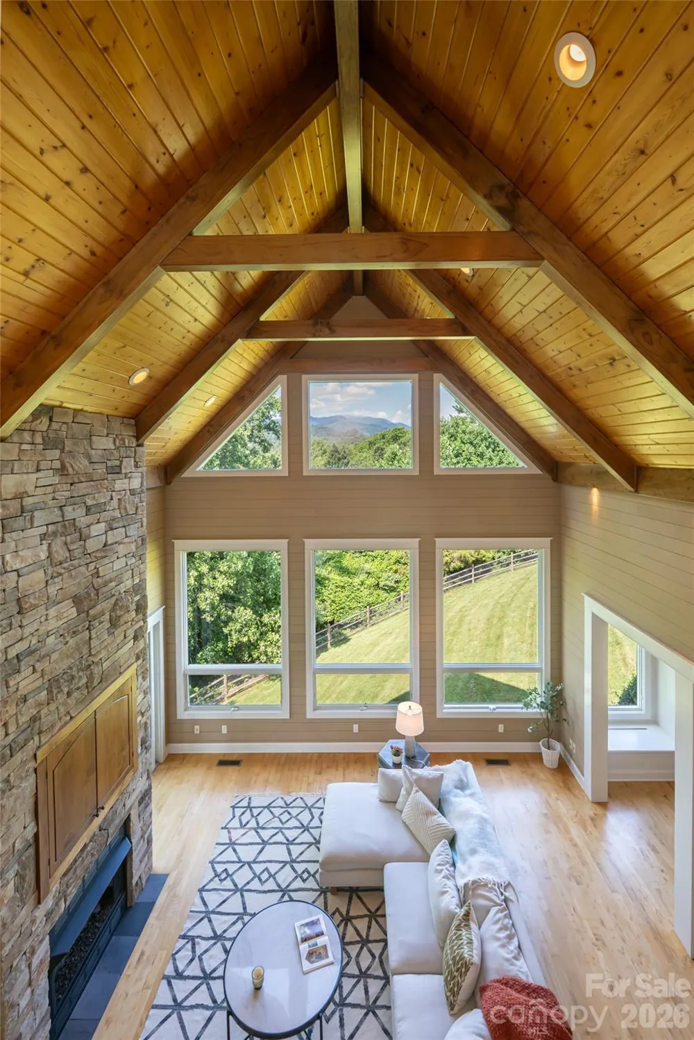 33 Bridle Path Drive Barnardsville, NC 28709