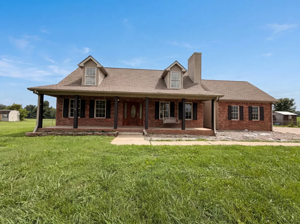 4523 Atkins Rd Cedar Hill, TN 37032