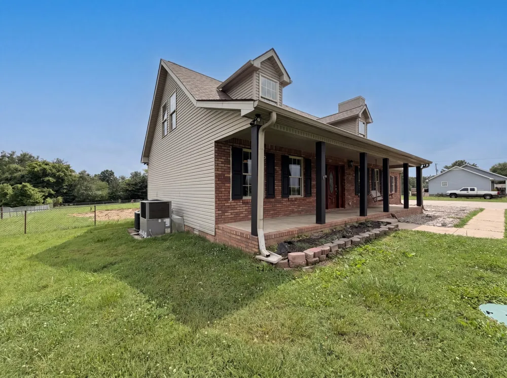 4523 Atkins Rd Cedar Hill, TN 37032