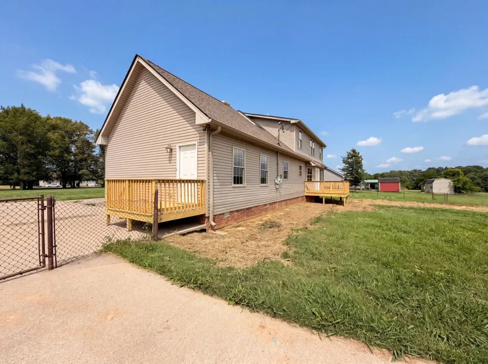 4523 Atkins Rd Cedar Hill, TN 37032
