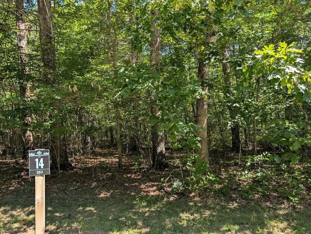 140 Sunset Bluff Way Monteagle, TN 37356