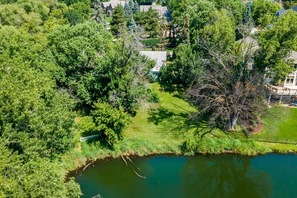 5801x Interlachen Boulevard Edina, MN 55436
