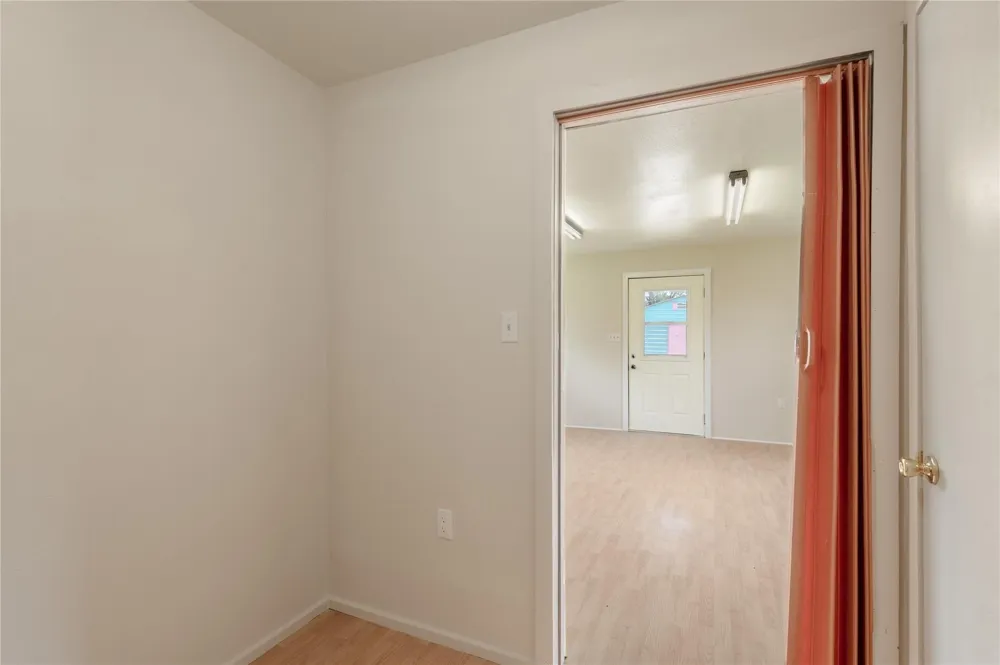 2094 S Robb Street Trinity, TX 75862