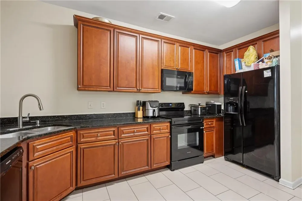 7556 Rutgers Circle Fairburn, GA 30213