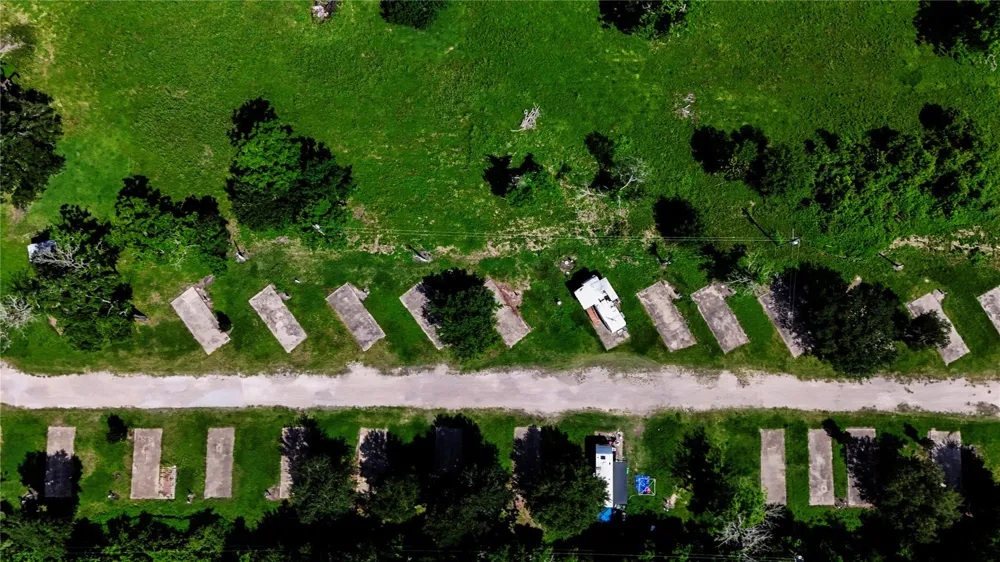 9339 Fm 524 Road Sweeny, TX 77480
