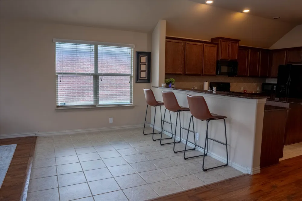 6956 Alcala Grand Prairie, TX 75054