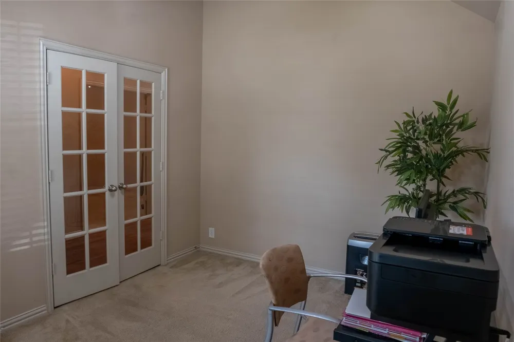 6956 Alcala Grand Prairie, TX 75054