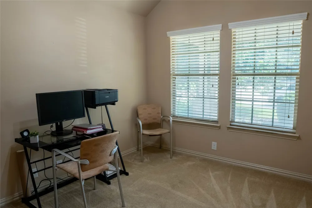 6956 Alcala Grand Prairie, TX 75054