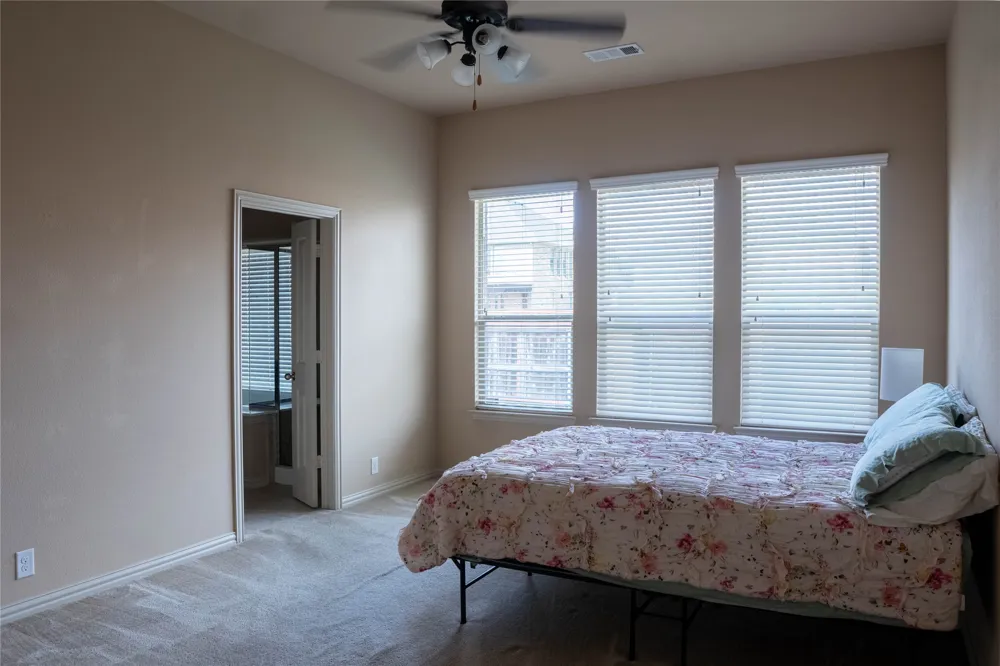 6956 Alcala Grand Prairie, TX 75054