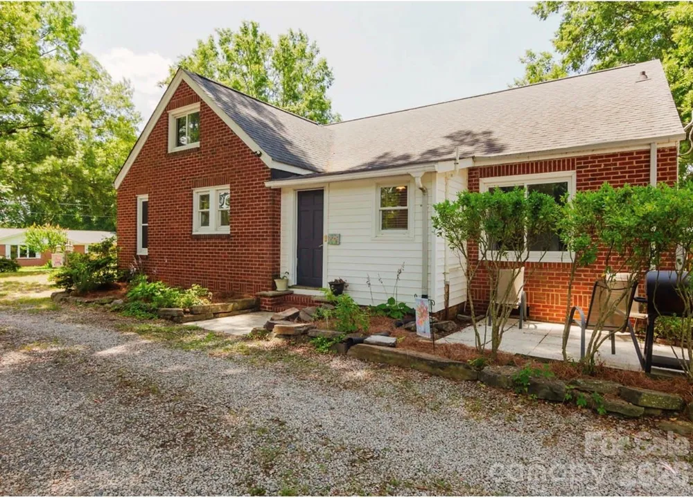 307 E 2nd Street Oakboro, NC 28129