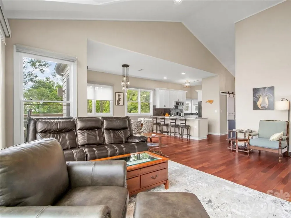 30 Club Villa Court #B2 Burnsville, NC 28714