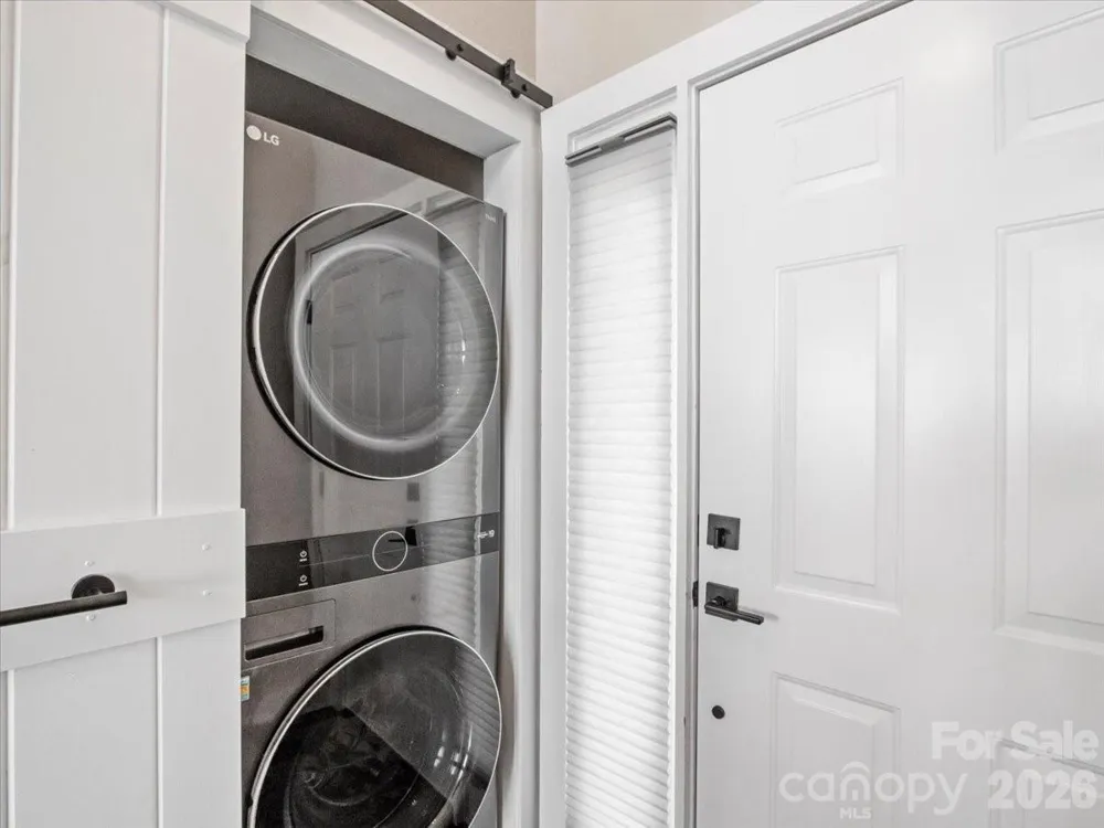 30 Club Villa Court #B2 Burnsville, NC 28714