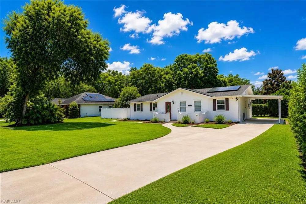 655 SW Pointview Road Keystone Heights, FL 32656