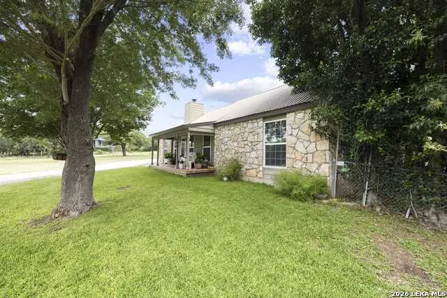 139 EICKENROHT RD Ingram, TX 78025