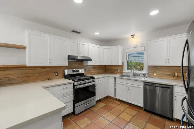 106 W Mulberry Fredericksburg, TX 78624