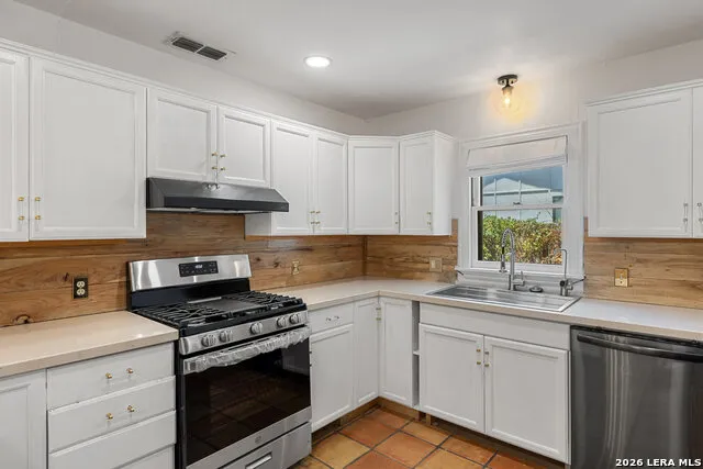 106 W Mulberry Fredericksburg, TX 78624