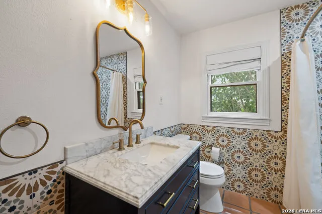 106 W Mulberry Fredericksburg, TX 78624