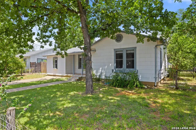 106 W Mulberry Fredericksburg, TX 78624