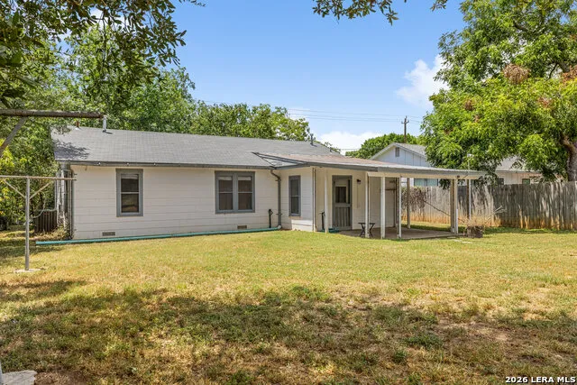 106 W Mulberry Fredericksburg, TX 78624