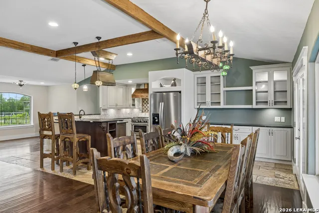 741 County Road 351 Hondo, TX 78861